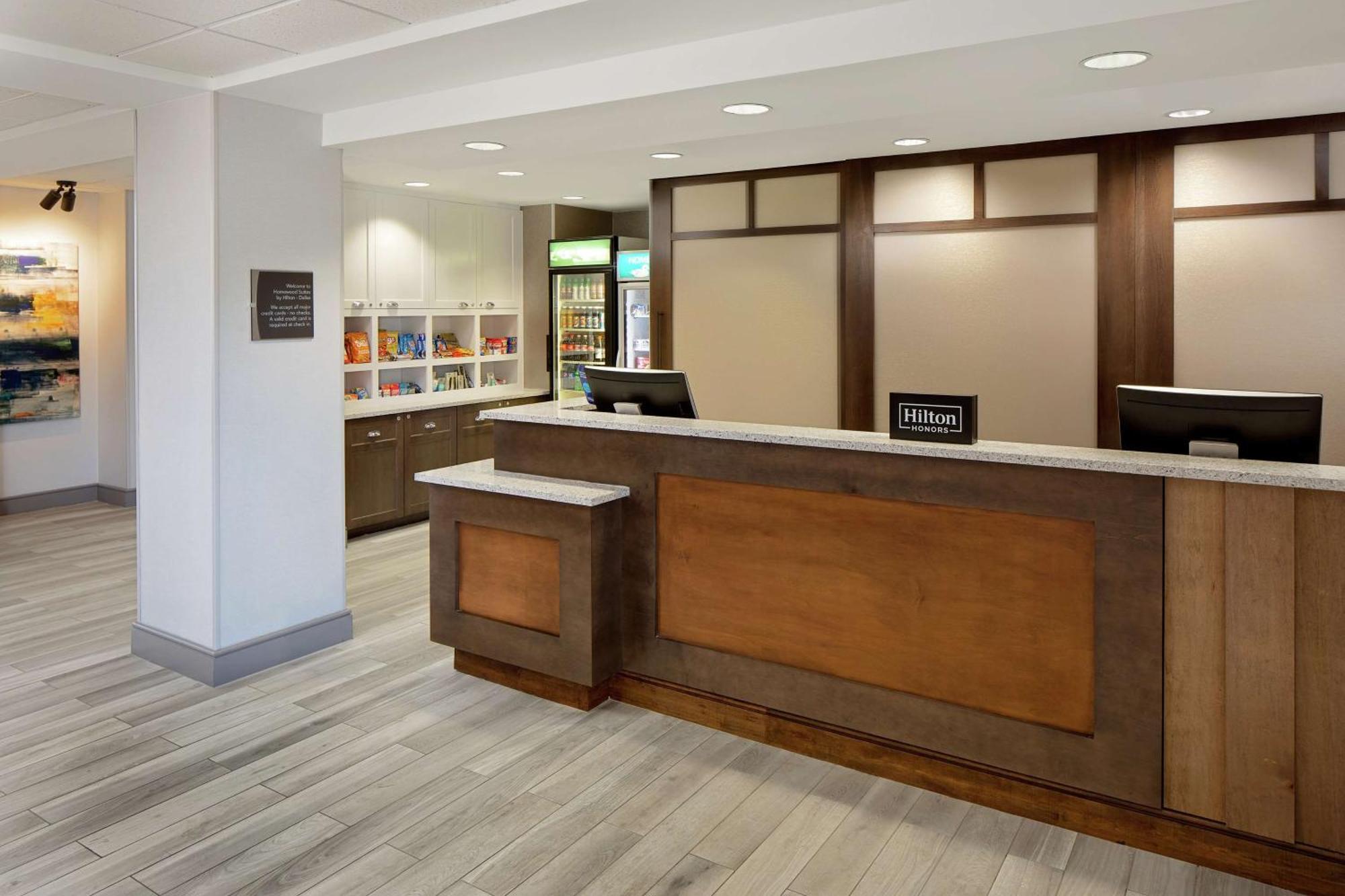 Homewood Suites By Hilton Dallas Market Center Εξωτερικό φωτογραφία